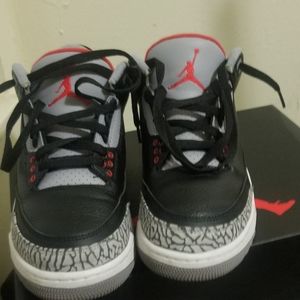 Jordan 3 black cement